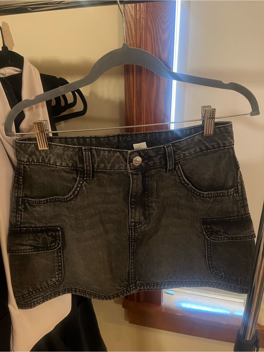 H&M cargo denim mini skirt